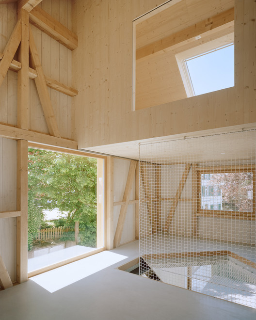 Kleines House / Lukas Lenherr Architektur - Interior Photography, Windows, Beam