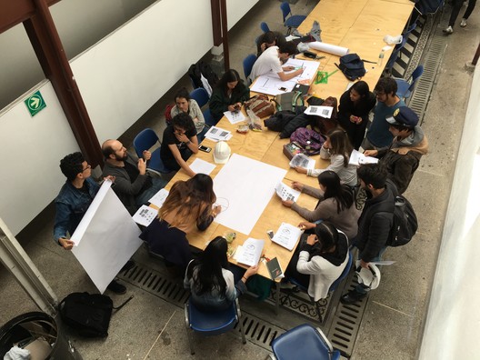 Nomadic Maloca for Peace: A Proposal for Post-Conflict Dialogues - Image 11 of 28