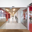 Sede do Médicos Sem Fronteiras em Barcelona / Batlleiroig - Fotografia de Interiores