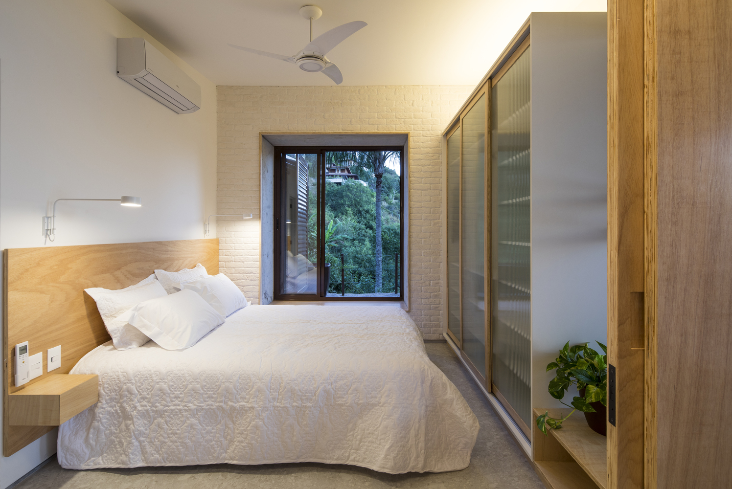 Casa da Pedra / Estúdio Minke - Fotografia de Interiores, Dormitório