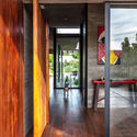 09 BESONIAS ALMEIDA CASA PILAR%C3%81 PH FEDERICO KULEKDJIAN - Pilar&aacute; House: Biệt thự hiện đại 1 tầng s&acirc;n vườn đất rộng m&ecirc;nh m&ocirc;ng