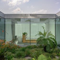 17 Villa Fifty Fifty Design Studioninedots Photography Frans Parthesius - Villa Fifty-Fifty / Studioninedots: Đưa &aacute;nh s&aacute;ng v&agrave; c&acirc;y xanh v&agrave;o trong nh&agrave; một c&aacute;ch tự nhi&ecirc;n