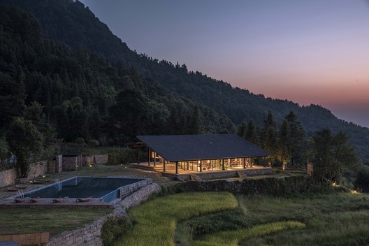 Hotel Dianjiang Bagu·Suji / 3andwich Design / He Wei Studio Hotel Dianjiang Bagu·Suji / 3andwich Design / He Wei Studio - Fotografia de Exterior