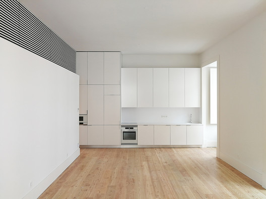 Edifício Arco Augusta / DNSJ.arq - Fotografia de Interiores, Cozinha, Janela