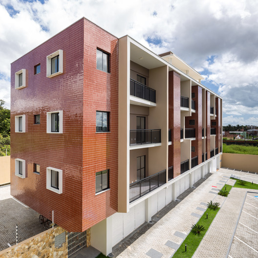 Edifício Residencial Jereissati / Octo Arquitetura + Urbanismo - Fotografia de Exterior, Janela, Fachada