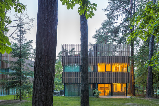 Residential Houses in the Pinewood Near Vilnius / Paleko architektu studija - Exterior Photography, Facade, Garden, Forest