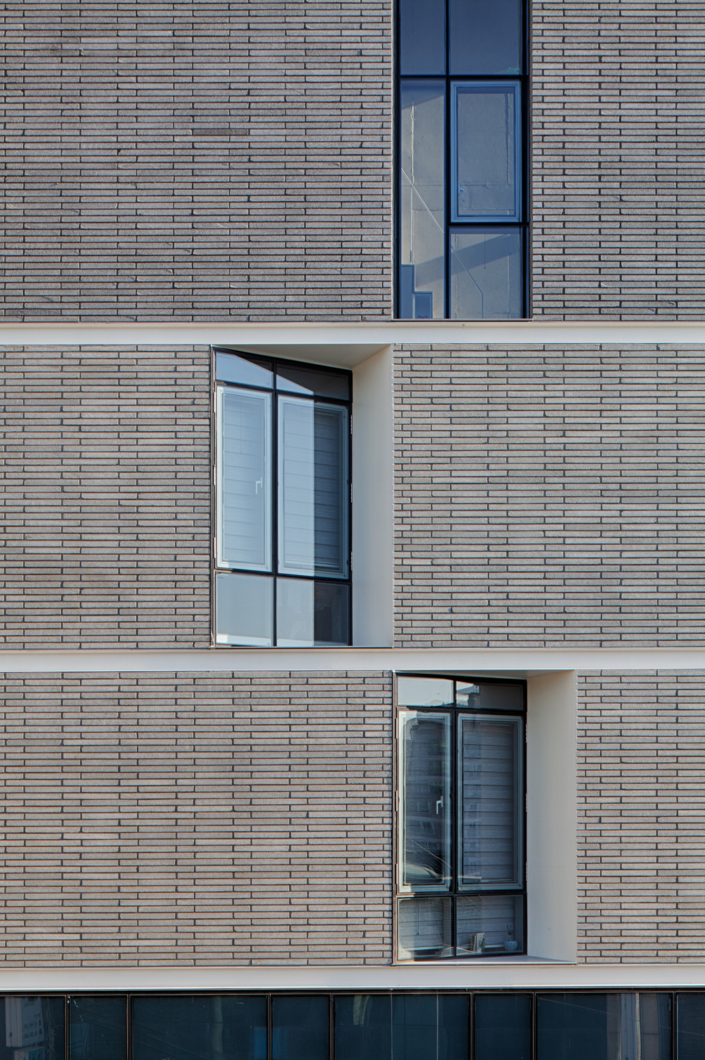 Gallery of Patema Inverted / L'EAU design - 14