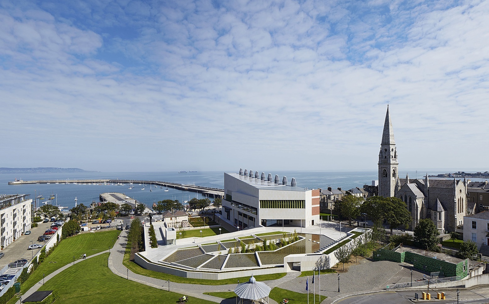 Gallery of Maritime Design: Rare Coastal Libraries Around the World - 7