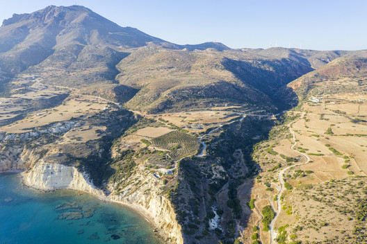 Hourglass Corral House  / decaARCHITECTURE - Exterior Photography