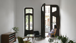 Rehabilitation of Two Dwellings in El Cabanyal / Lola Bataller + Noelia Falcón