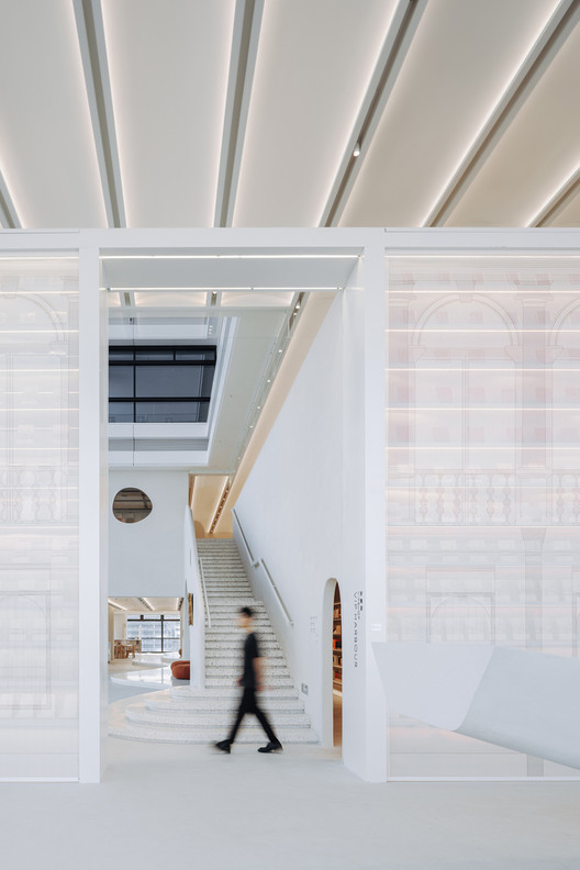 Healing Architecture in China: Through a Sensorial and Spatial Experience - Image 5 of 43