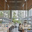 俄勒冈大学科技校区Phil&Penny Knight / Ennead Architects + Bora Architects - 室内图, 可持续发展, 椅子