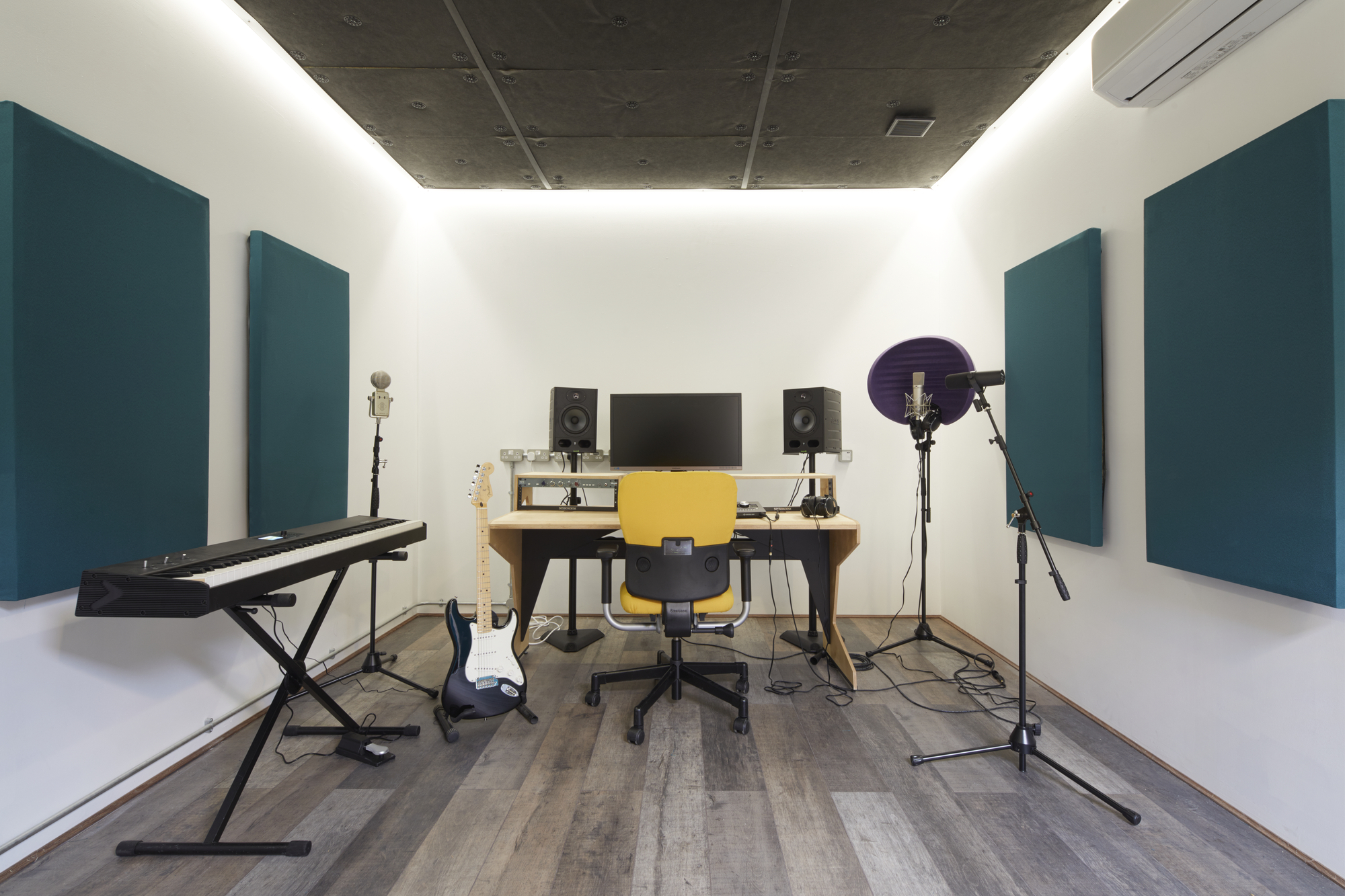 Gallery of The Axis on Ormside Music Studio / alma-nac - 13