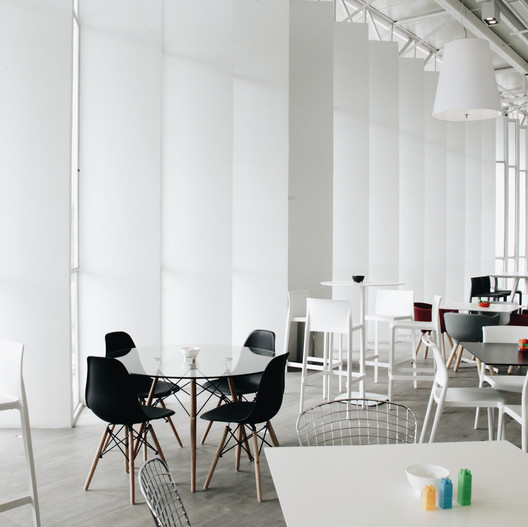 Azteca Pavilion Dining Room + Market / a|911 Azteca Pavilion Dining Room + Market / a|911 - Interior Photography, Dining room, Chair