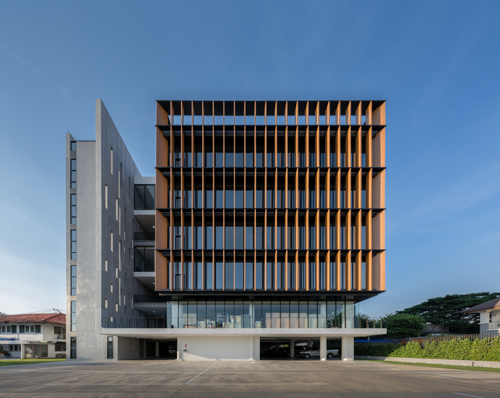 Gallery of FTE Office Building / Plan Architect 2