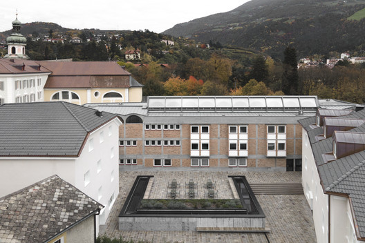 Cusanus Academy Renovation / MoDusArchitects - Exterior Photography, Facade