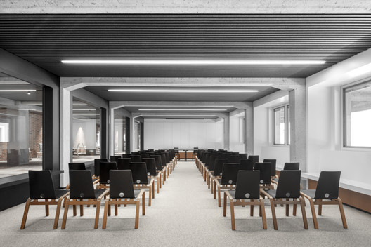 Cusanus Academy Renovation / MoDusArchitects - Chair