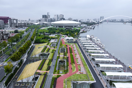 Shanghai Binjiang Avenue: Revitalizing the Historic Riverfront with a Human Centered Design Approach  - Image 34 of 37