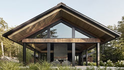 Metrick Cottage and Boathouse / Akb Architects