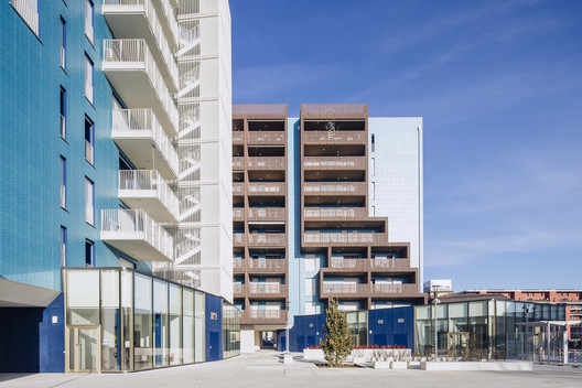 Living in the Blue / Atelier(s) Alfonso Femia - Exterior Photography