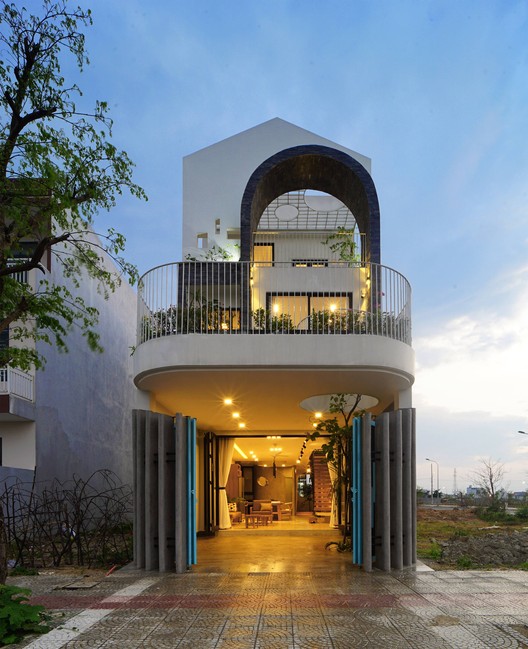 DzMoon House / Econs Architecture - Exterior Photography, Facade