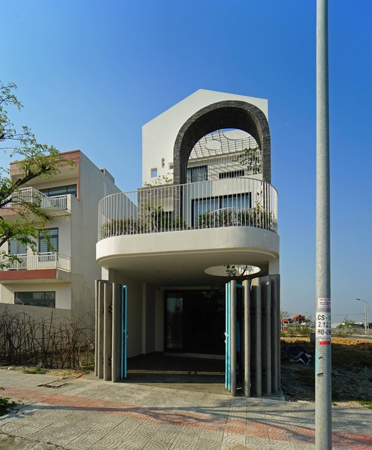 DzMoon House / Econs Architecture - Exterior Photography, Facade, Windows