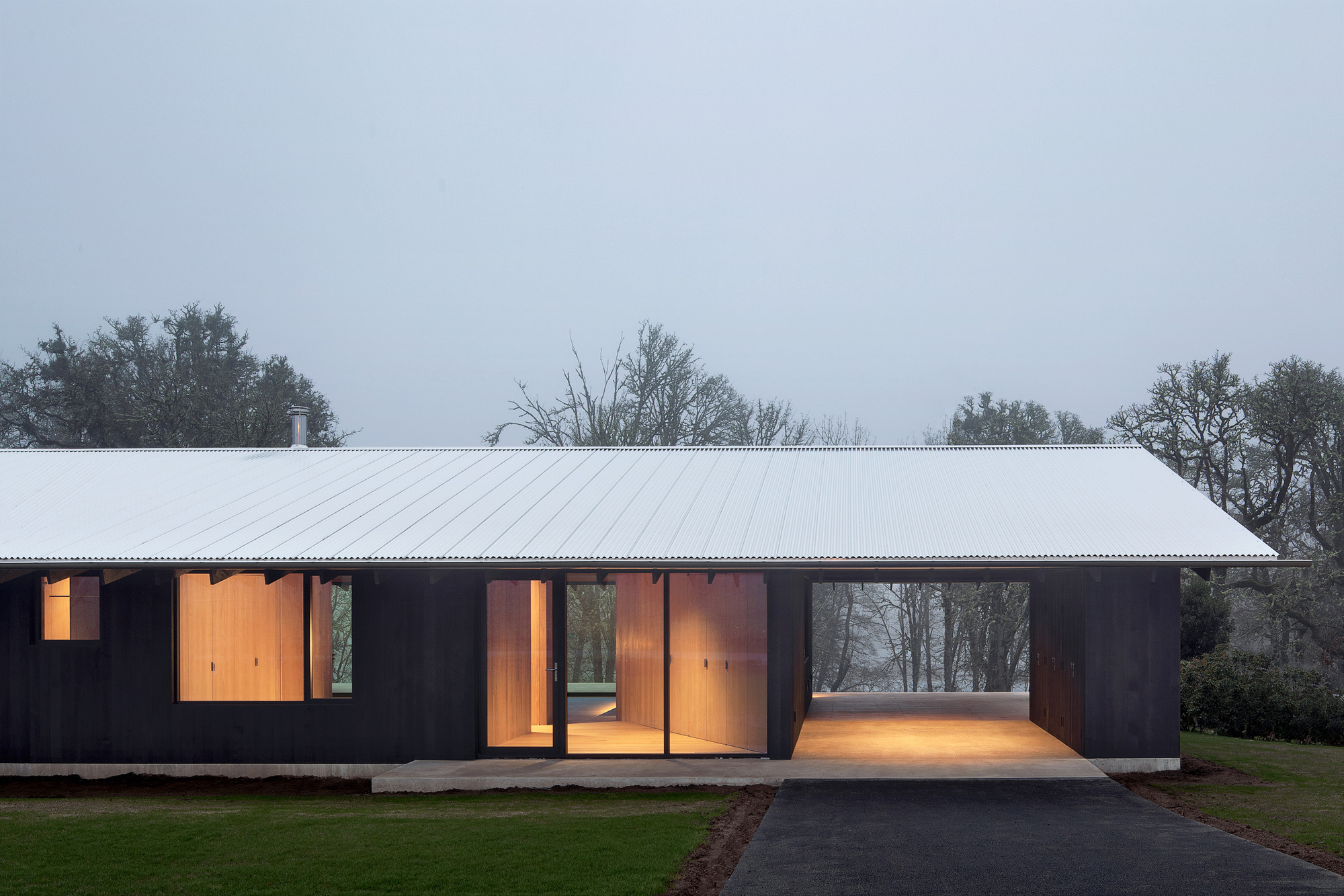 Gallery of Divine House / Landry Smith Architect 17