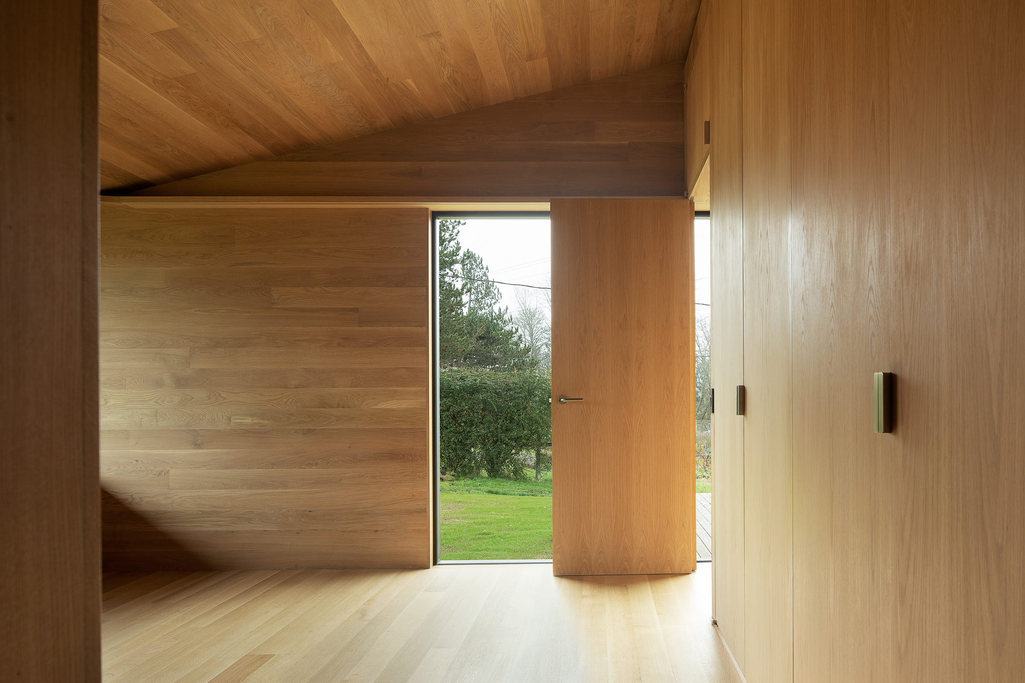 Gallery of Divine House / Landry Smith Architect 12