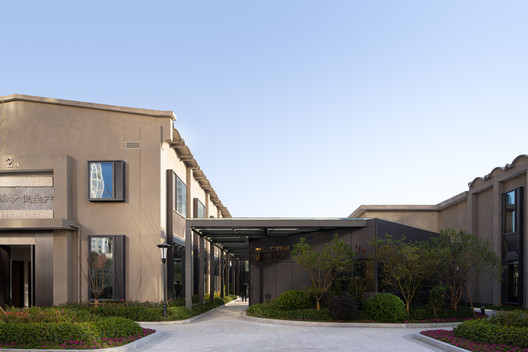 Renovation of Hangzhou Old Chemical Fiber Factory / LYCS Architecture Renovation of Hangzhou Old Chemical Fiber Factory / LYCS Architecture - Exterior Photography