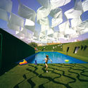 Public Pool on a Urban Artificial Valley / DJ Arquitectura - Exterior Photography, Swimming Pool