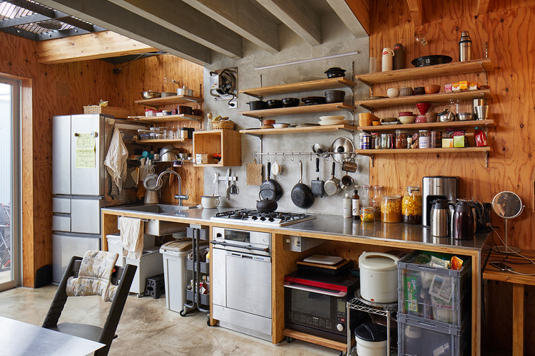 House NN / N.A.O - Interior Photography, Kitchen, Shelving, Countertop, Beam