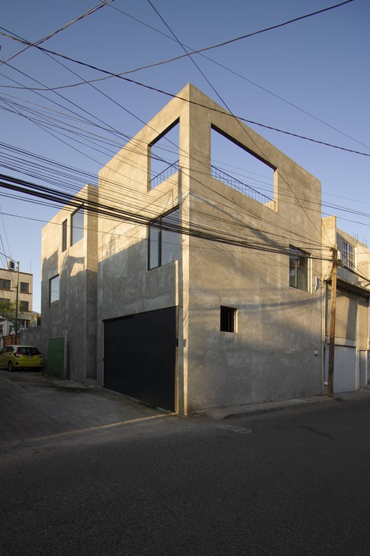 Casa Xochitlali / TALC - Fotografía exterior, Ventanas