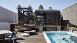 Shutter House  / State of Kin + Mobilia