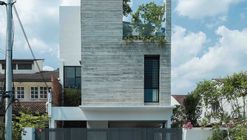 End Lot House  / Eleena Jamil Architect