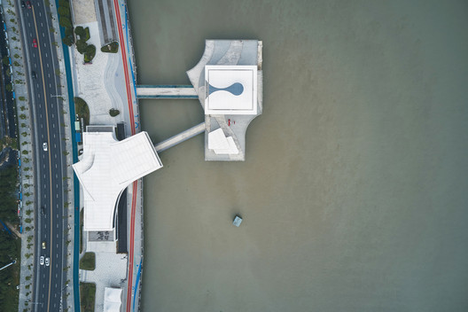 温州瓯江新外滩1.8公里，瓯江光影码头规划 / 非静止建筑设计 - 室内图