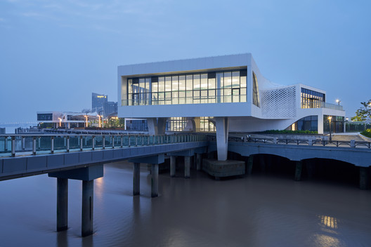 温州瓯江新外滩1.8公里，瓯江光影码头规划 / 非静止建筑设计 - 建筑图