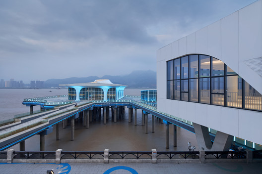 温州瓯江新外滩1.8公里，瓯江光影码头规划 / 非静止建筑设计 - 建筑图