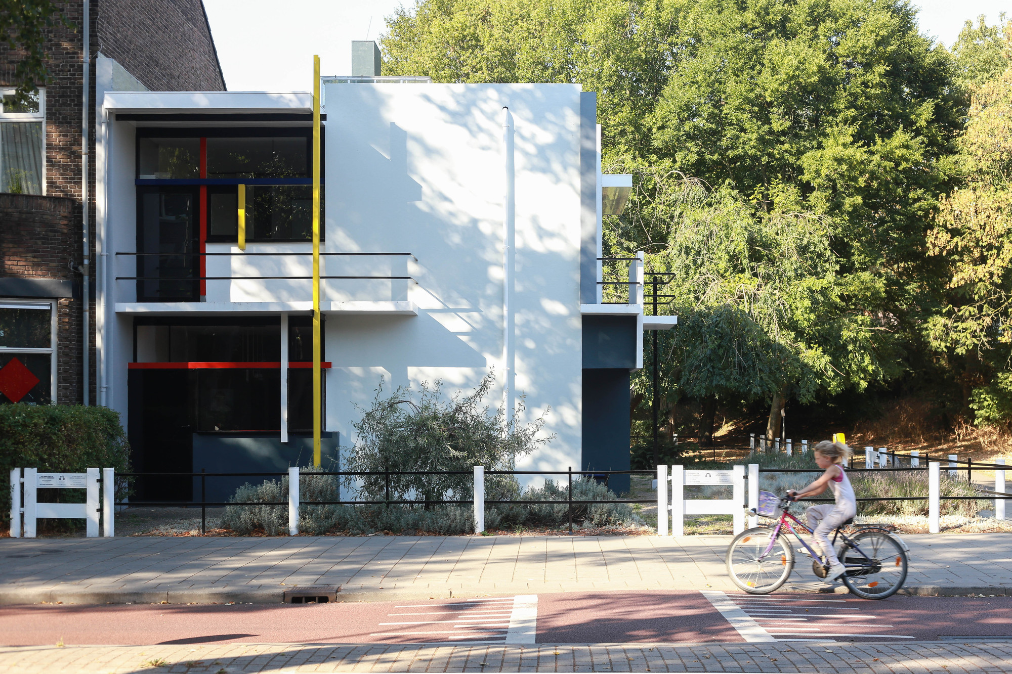 Gallery of AD Classics: Rietveld Schroder House / Gerrit Rietveld - 36