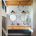 Mariposa Bathroom Interior Design Boulder - Mariposa Garden House: Nh&agrave; vườn với kh&ocirc;ng gian mở
