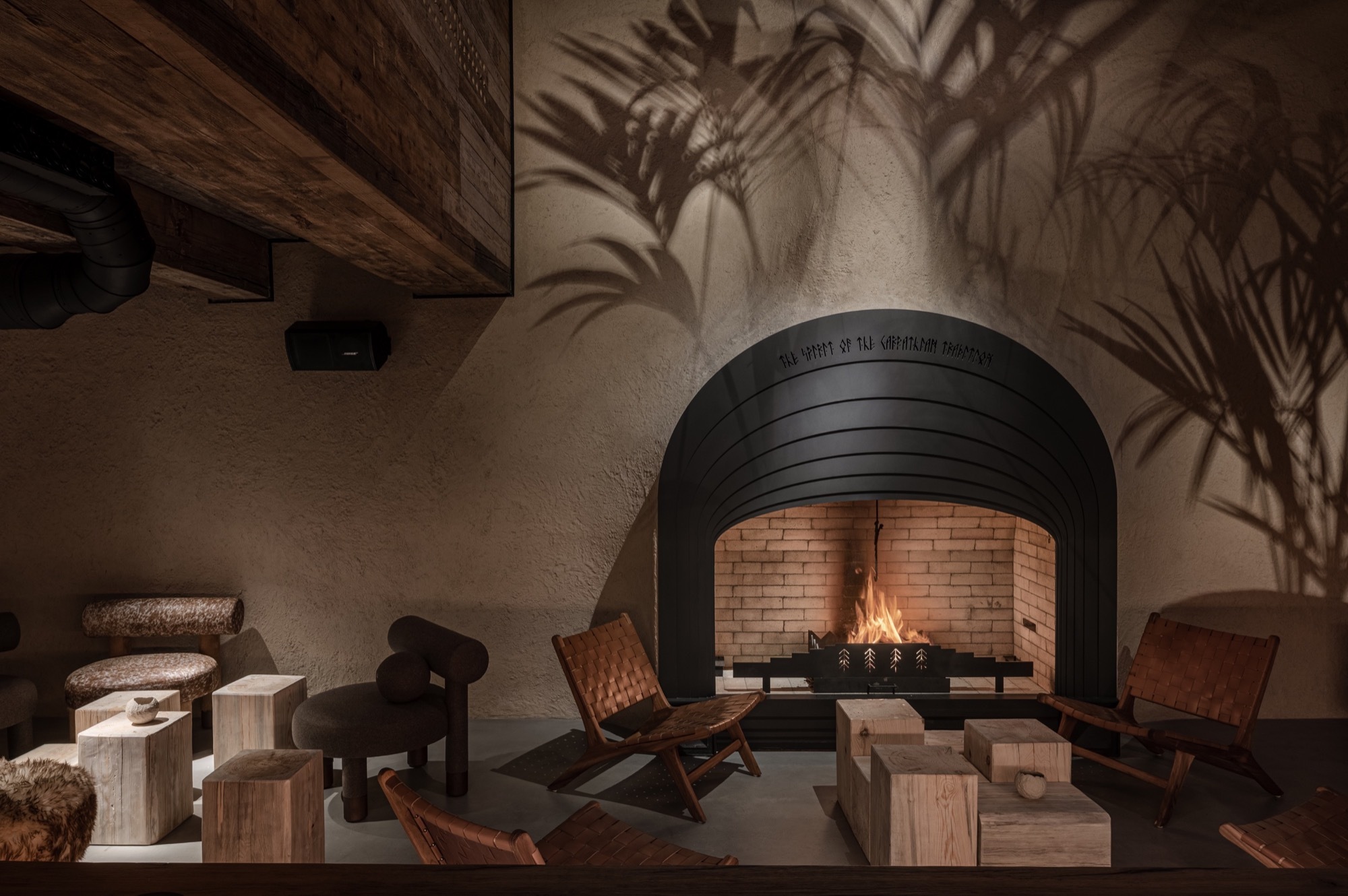 Gallery of MAD Bars House / YOD Group - 10