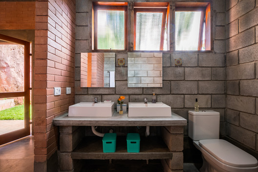 Ecocasa Atelier / Encaixe Soluções Alternativas - Interior Photography, Bathroom