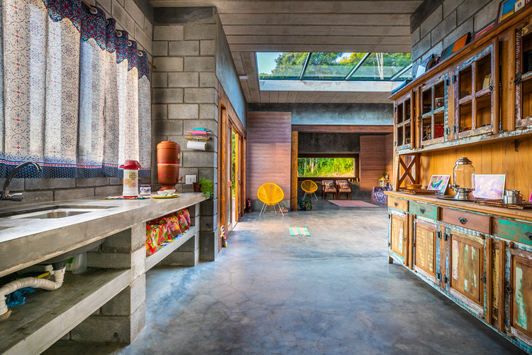 Ecocasa Atelier / Encaixe Soluções Alternativas - Interior Photography, Shelving, Beam