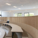 BKO SINT-JOZEF Kindergarten / denc!-studio - Interior Photography, Windows, Handrail