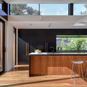 140553 - SL House / Ben Walker Architects: Nh&agrave; 3 ph&ograve;ng ngủ khung th&eacute;p v&agrave; gỗ tho&aacute;ng m&aacute;t hiện đại