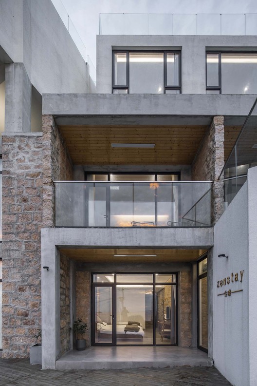 Zenstay Boutique Hotel / Zen-In Architects Zenstay Boutique Hotel / Zen-In Architects - Exterior Photography, Facade