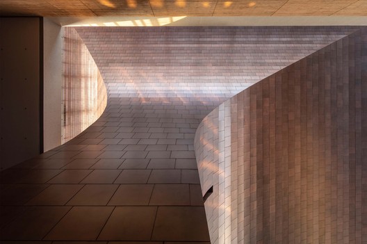 Erlitou Site Museum of the Xia Capital / TJAD / Rurban Studio - Interior Photography, Concrete