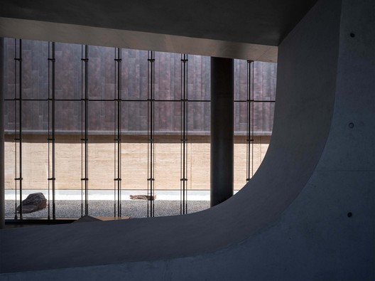 Erlitou Site Museum of the Xia Capital / TJAD / Rurban Studio - Interior Photography, Fence