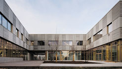 L’Industreet Campus / Atelier WOA