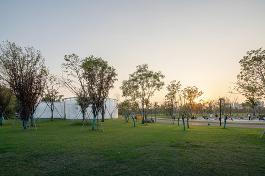 Linping Sports Park Rest Station / CCTN Design Linping Sports Park Rest Station / CCTN Design - Exterior Photography
