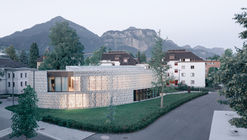 多恩比恩公共图书馆，半透明遮阳 / Dietrich | Untertrifaller Architekten